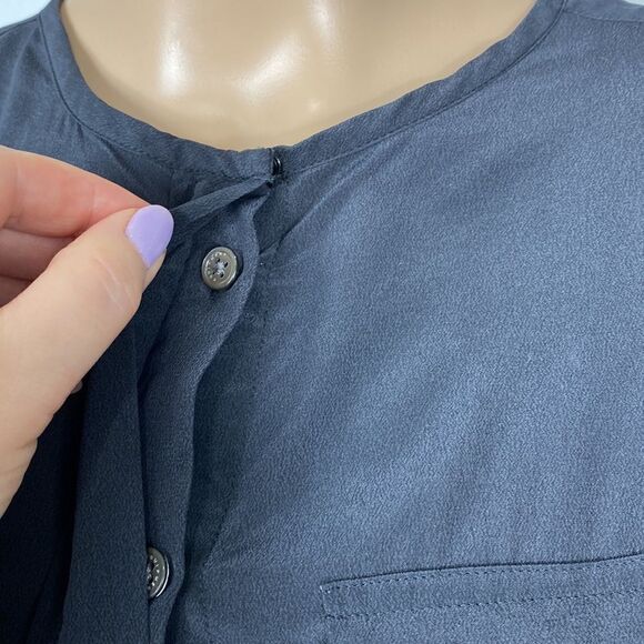 Equipment Femme Black Silk Hi Low Button Front Long Sleeves Blouse - Picture 4 of 12